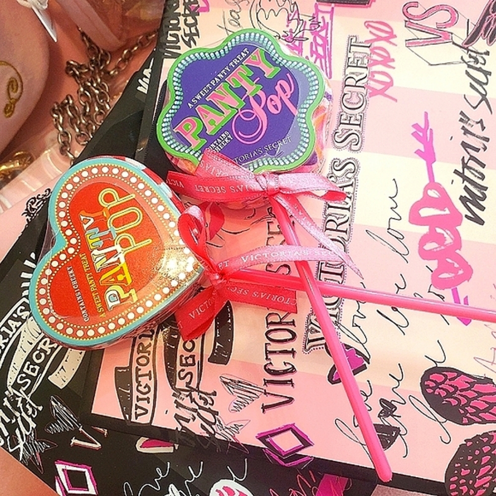 Victoria's Secret's Panty Pop Bundle